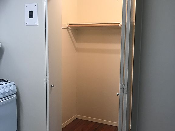 5th image of 9 Hasbrouck Dr APT H