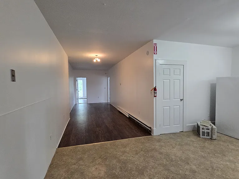 65 Windermere Ave #4 — Photo 4