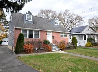 217 W Cuthbert Blvd, Collingswood, NJ 08108