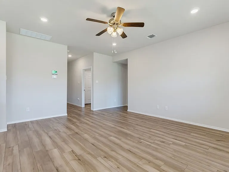 7007 Fread Dr — Photo 2
