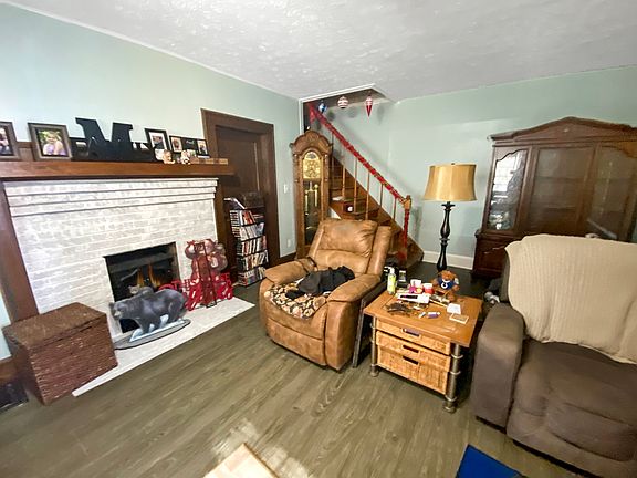 2nd image of 3346 W Southern Ave