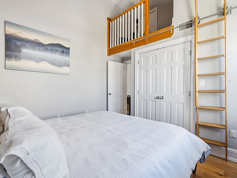 66 S Fullerton Ave #8 — Photo 17