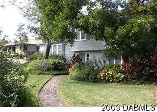 2nd image of 11 Elizabeth Ln