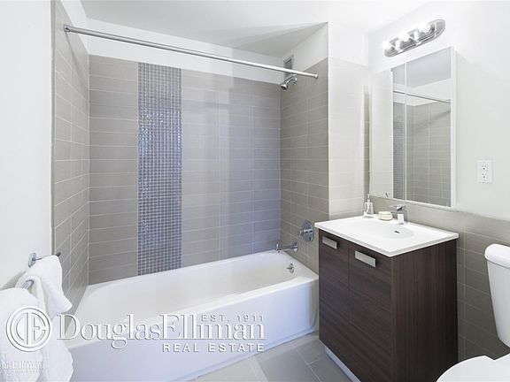2nd image of 4609 11th St APT 2D