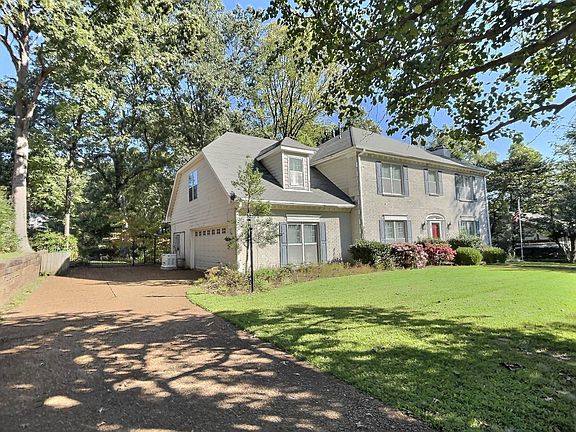 2nd image of 8222 Dogwood Rd