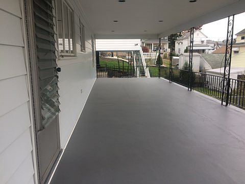 Oversized back porch