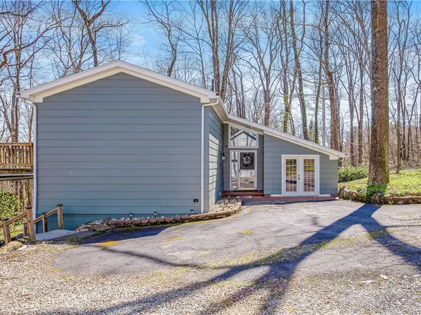 218 Rocky Ridge Rd, Jennerstown, PA 15547