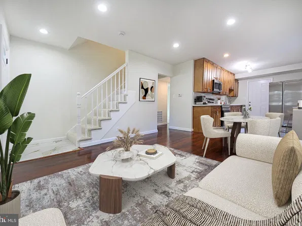 6807 Elmhurst St, District Heights, MD 20747