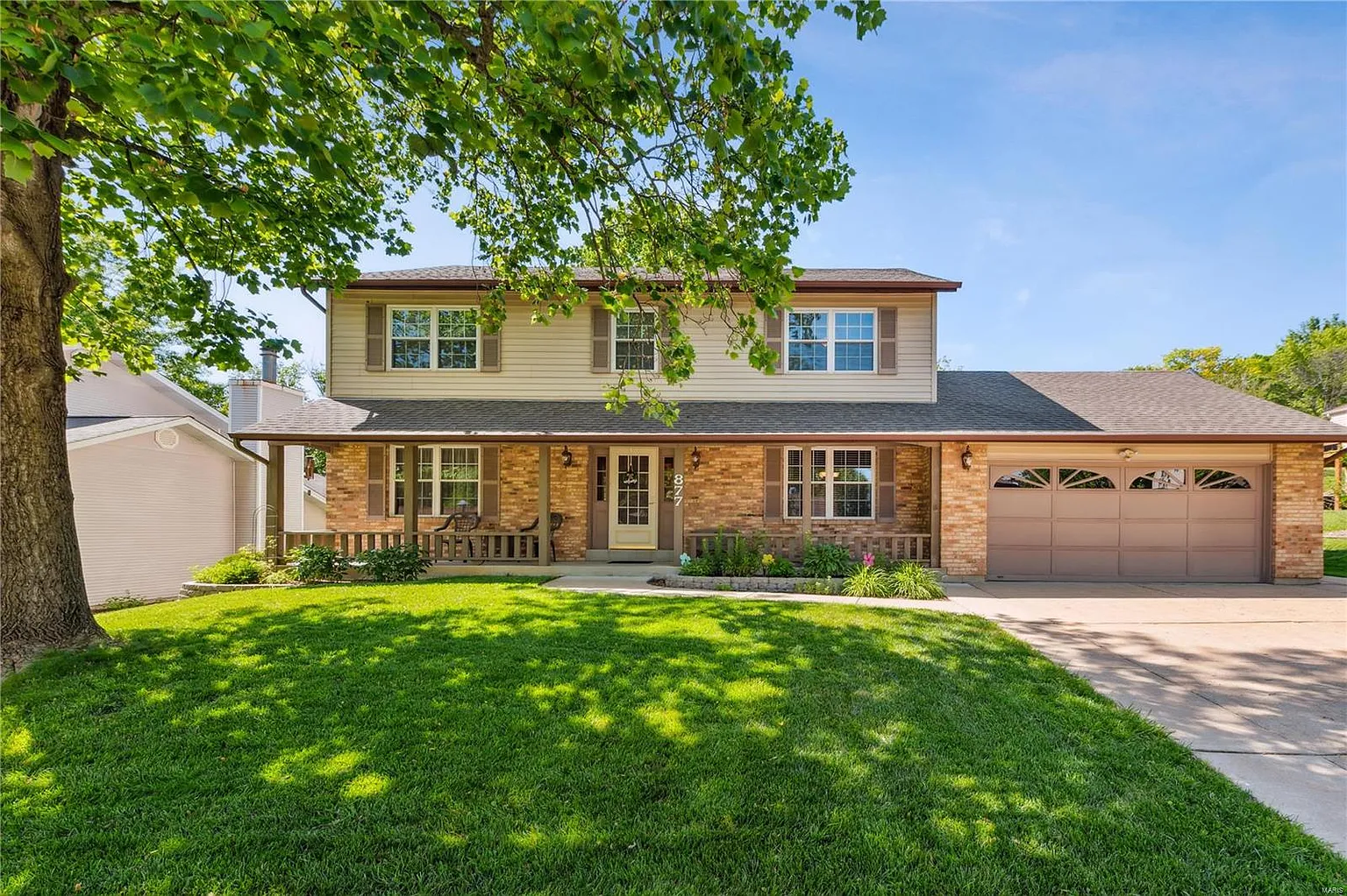 877 San Sebastian Dr photo 1