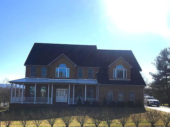 3rd image of 604 Fair Meadows Blvd