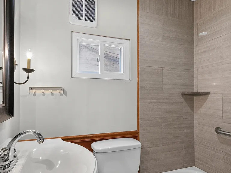 1425 Jackson St #1R — Photo 18