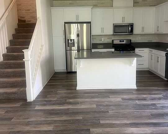 5th image of 350 Serra St