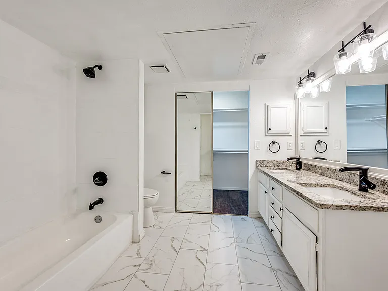 5550 Spring Valley Rd #E22 — Photo 11