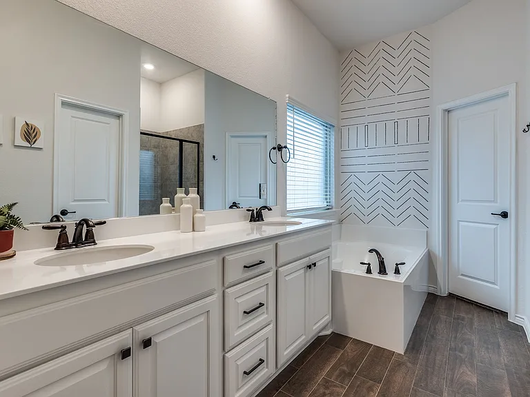 3129 Maverick Dr — Photo 16