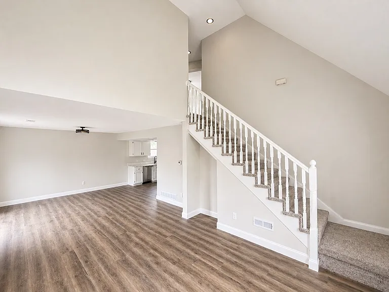 608 N Gallatin St — Photo 3