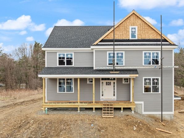 66 Parish Rd #2, Georgetown, MA 01833