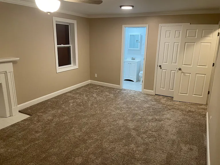 1623 Quarrier St #C — Photo 49