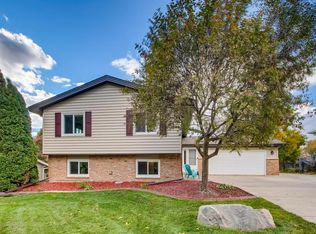 13840 Sunnyslope Dr, Maple Grove, MN 55311