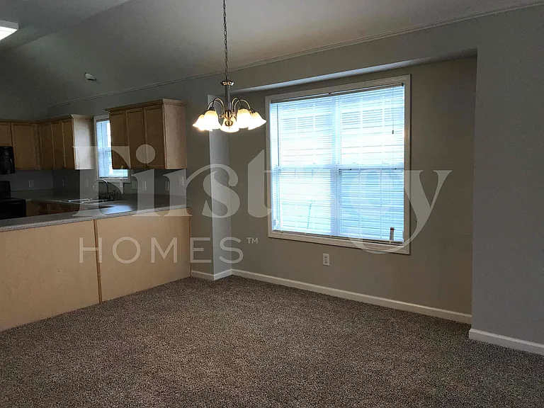 2018 Village Ln — Photo 3
