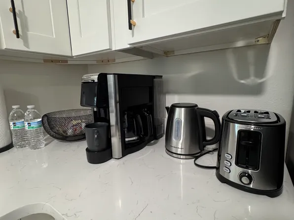 916 17th St N, Saint Petersburg, FL 33713