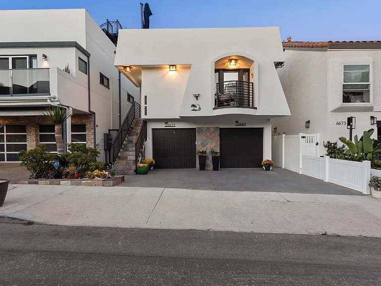 6669 Vista Del Mar #1 — Photo 2