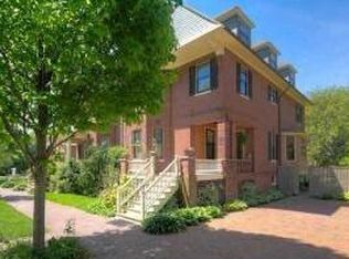 40 Neal St, Portland, ME 04102