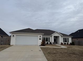 5740 Lavender Ave, Springdale, AR 72762