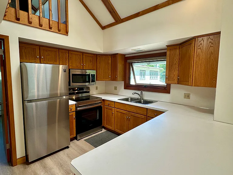 2127 Highland Ave — Photo 5