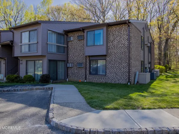 49 Lexington Court, Red Bank, NJ 07701