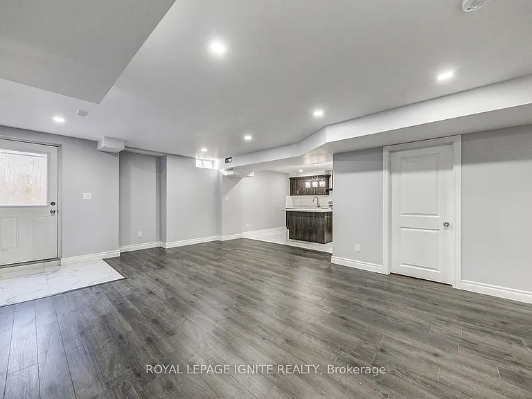 56 Mersey St #BASEMENT — Photo 6