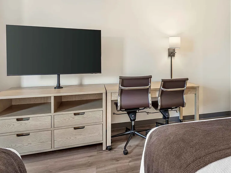 Studio Suite - 2 Queen Beds