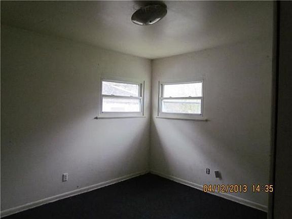 4th image of 756 Stambaugh Ave