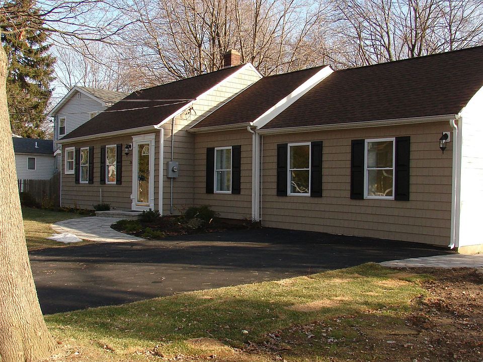 Charming Colonial Cottage