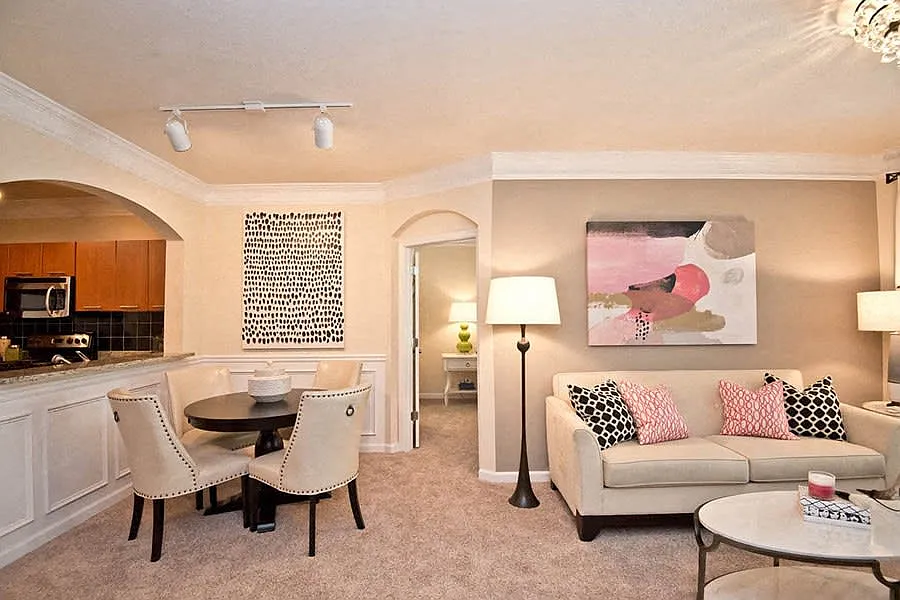 Gramercy at Buckhead — Photo 2