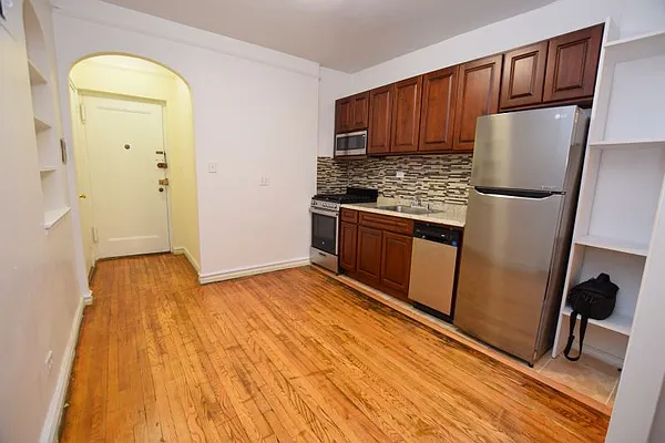 Rented by Merit Group & Associates | media 4