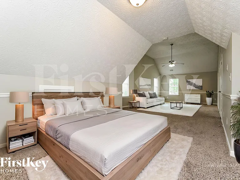 6496 Snowden Dr — Photo 10