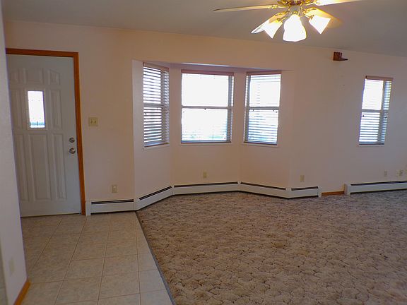 2nd image of 195 Edlun Rd