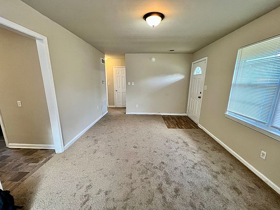 3rd image of 5014 Vista St