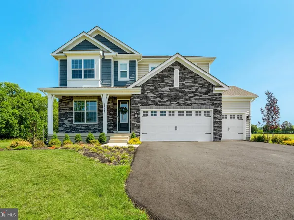 12120 Parkgate Dr, Nokesville, VA 20181