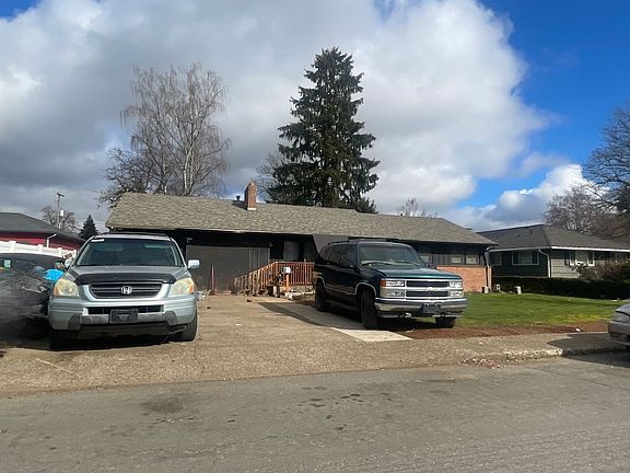 2nd image of 423 Manbrin Dr N