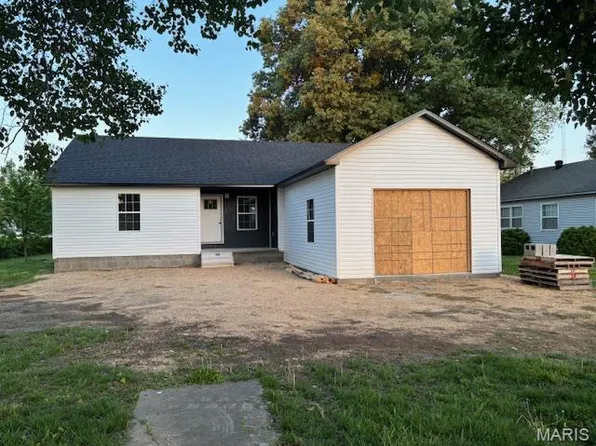 128 S Mulberry St, Dexter, MO 63841