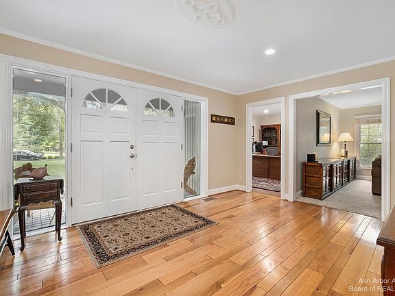 5th image of 2632 Parkridge Dr