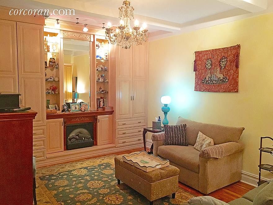1st image of 20 W 72nd St #1204