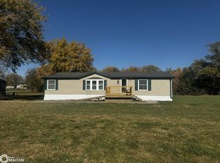 206 S Main St, Davis City, IA 50065