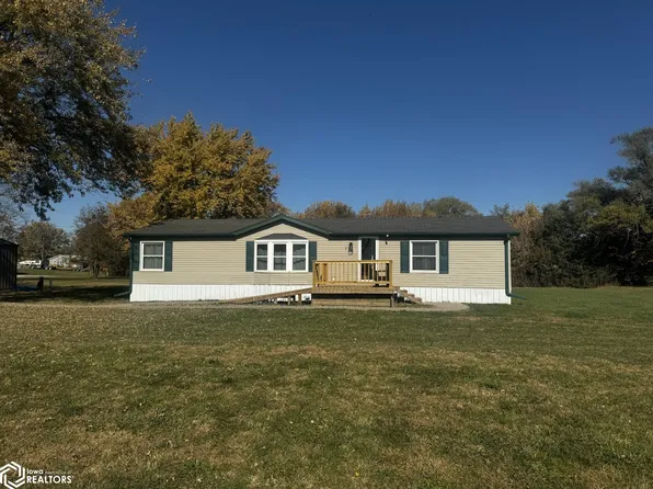 206 S Main St, Davis City, IA 50065