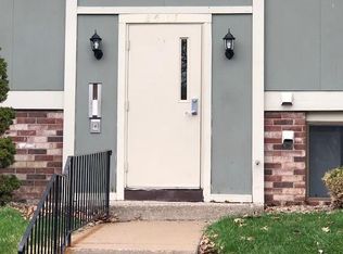 2461 Brook Ledge Rd APT 13A, Bridgeville, PA 15017