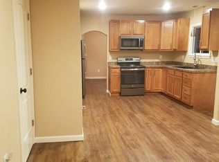 433 Garden City Dr, Syracuse, NY 13211