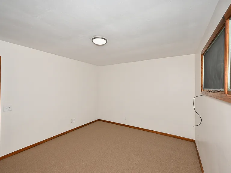 3287 Delray Ave NW — Photo 9