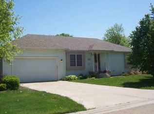 416 Tautz St, Seneca, IL 61360