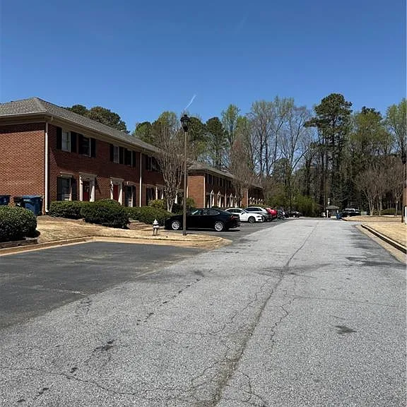 2910 Webb Bridge Rd — Photo 27